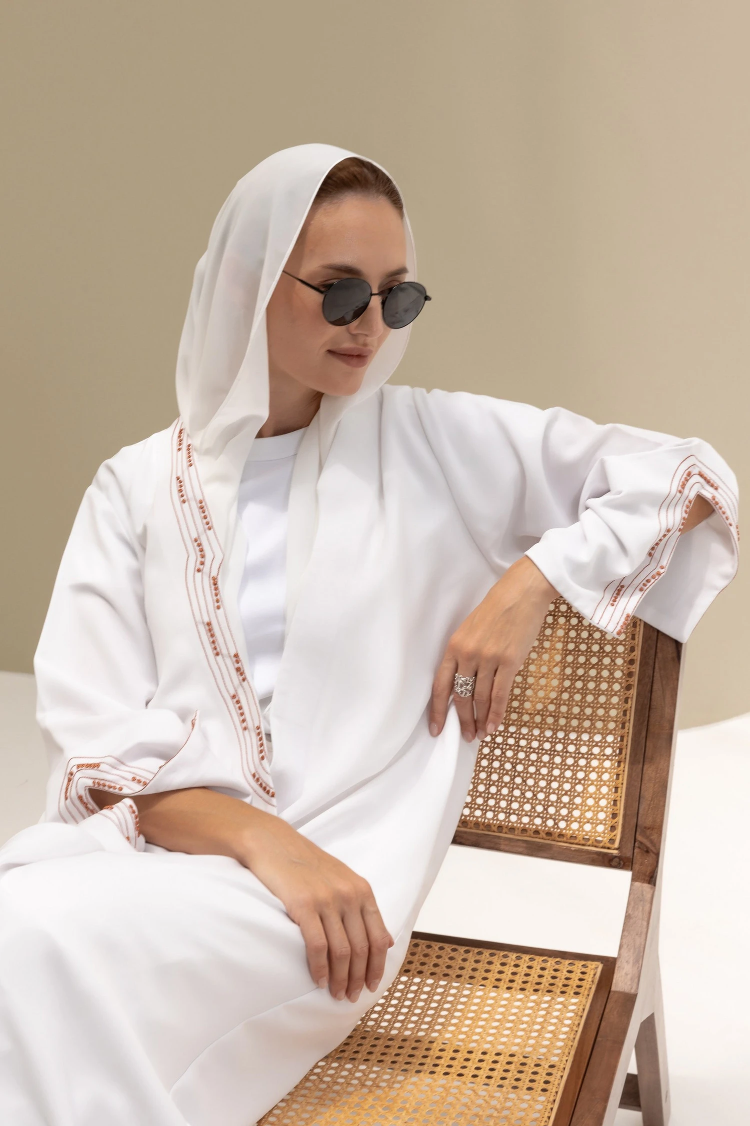 67351a864942ed0032bdd55b ELG003 - Image 1